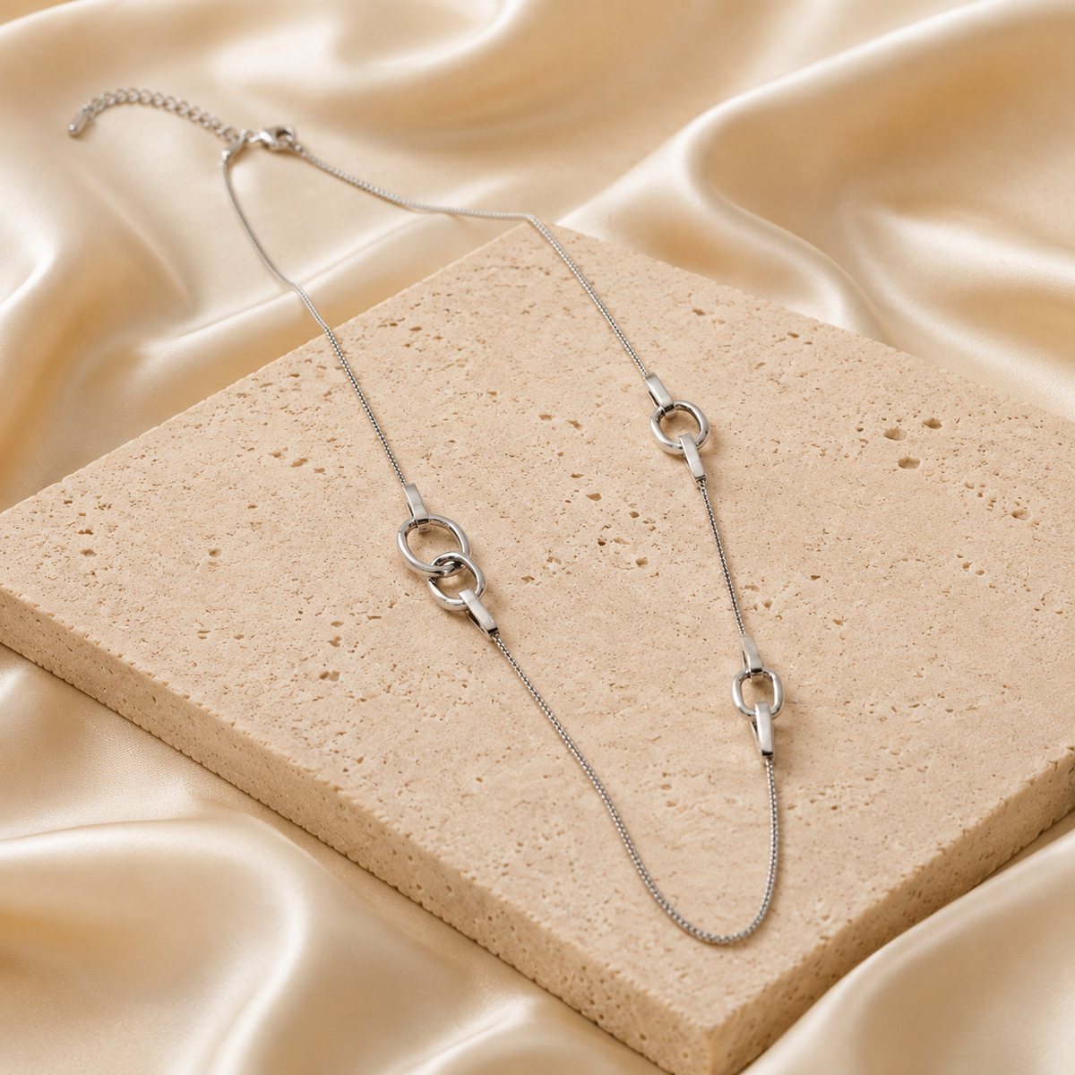 Chrome Orbit Chain