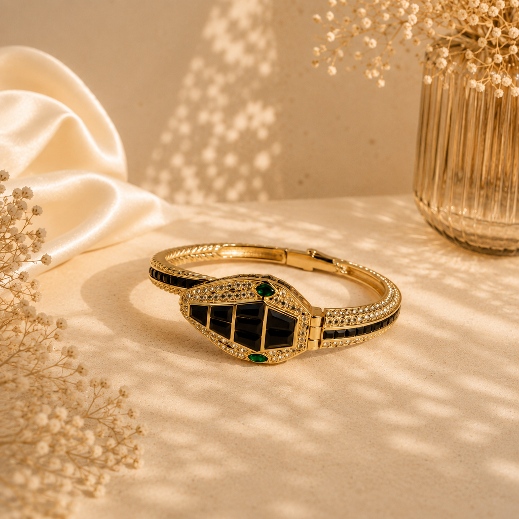 Emerald Noir Luxury Watch