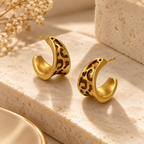 Safari Filigree Curved Huggies
