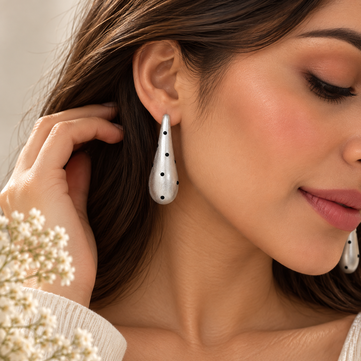 Silver Dot Teardrop